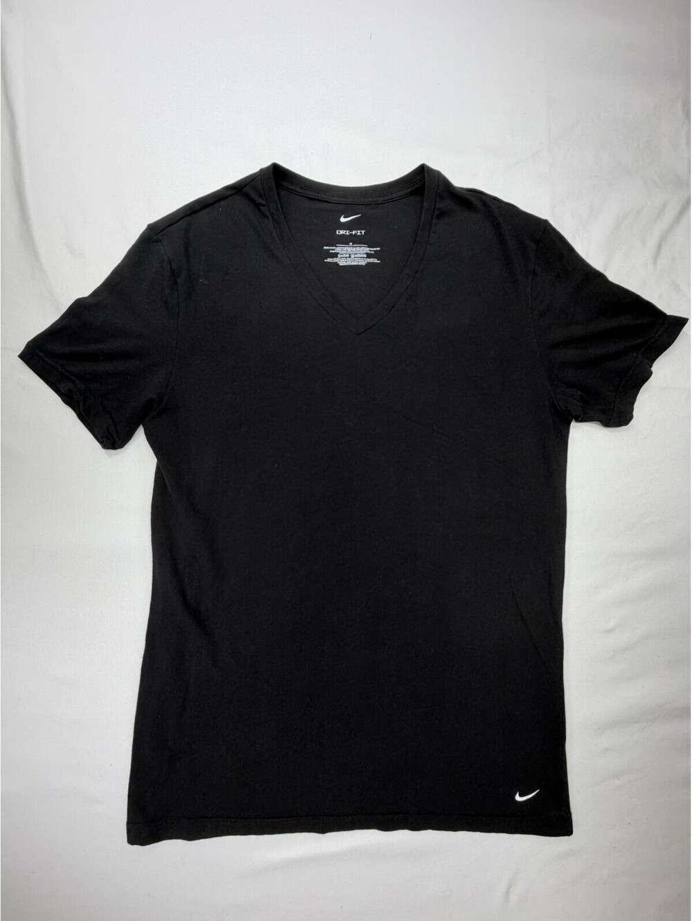 Nike Men's T Shirt Dri-Fit Short Sleeve V Neck Solid Knit Logo Size M Black
